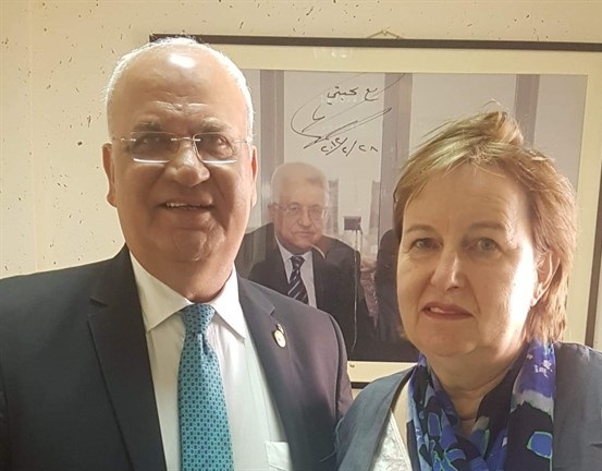 Erekat to EU envoy: Deviation from peace terms of reference doomed to fail