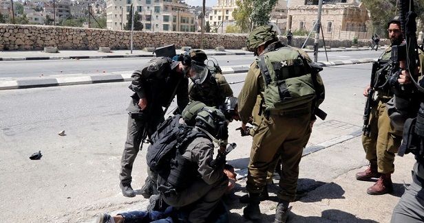 Palestinians kidnapped, civilian homes ransacked by Israeli army