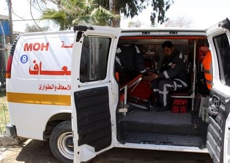 Man shot and injured by unidentified gunmen in central Gaza Strip