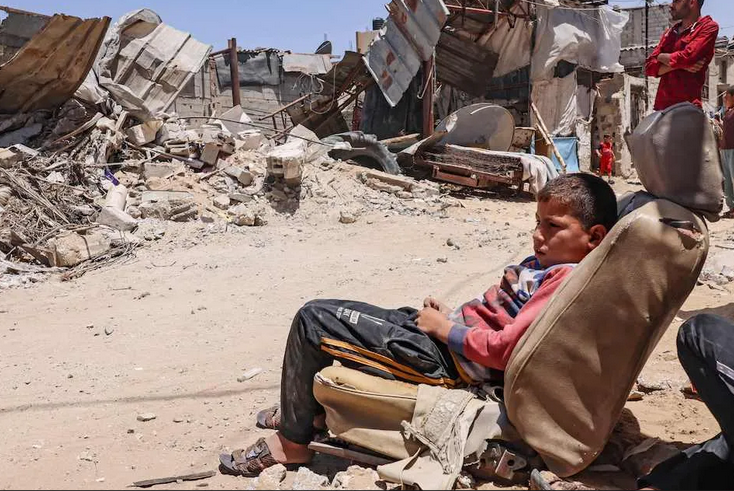 Gaza factions accuse UNRWA of 'procrastinating reconstruction file'