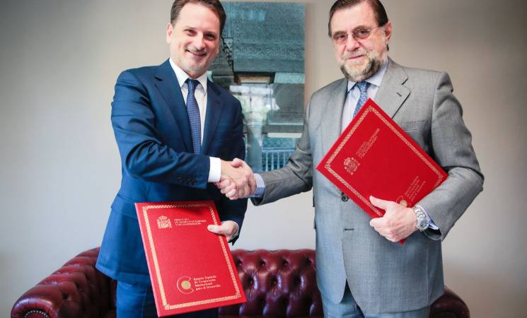 Spain Contributes EUR 2 Million in Support of UNRWA Human Development Programmes