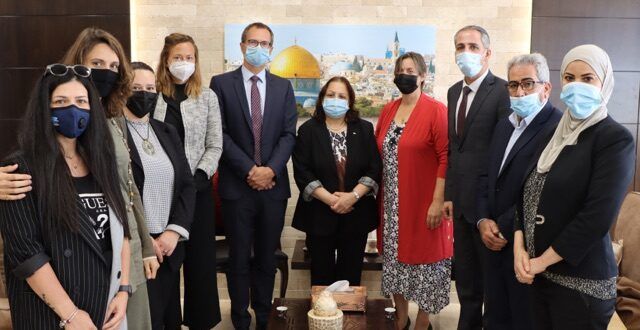 Supporting the Palestinian health sector: Germany and UNDP handover medical equipment to support hospitals in the West Bank