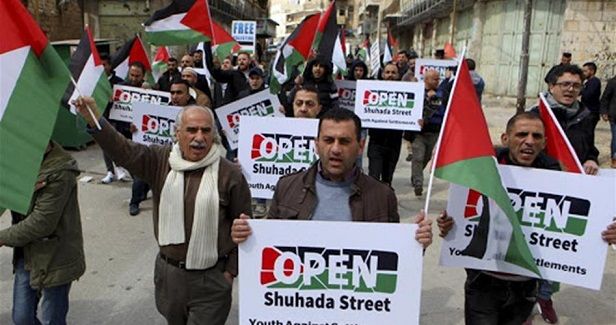 IOF quells march marking Ibrahimi massacre anniversary in al-Khalil