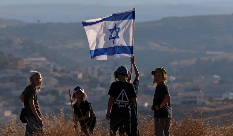 Israel settlers open fire on Palestine homes in West Bank