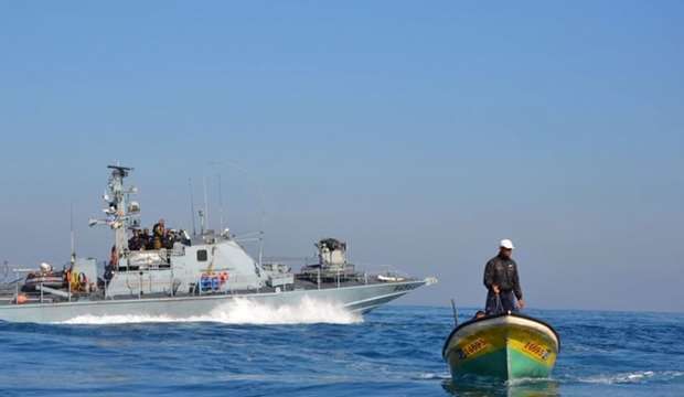 IOF attacks fishermen and farmers in Gaza