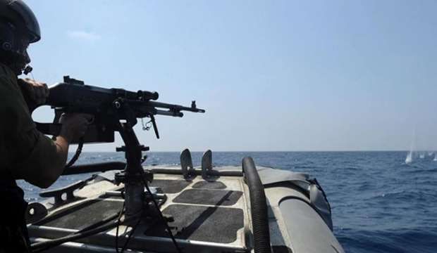 Israeli gunboats fire at Palestinian fishermen off Gaza coast
