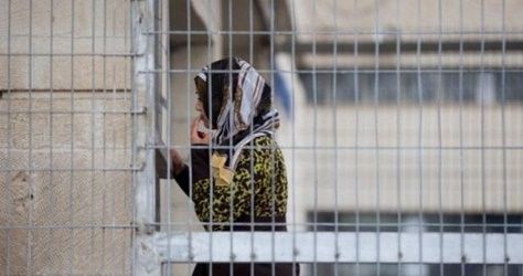 Palestinian female prisoner suffers hard conditions
