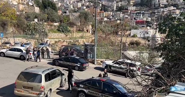 Greek Orthodox Patriarchate condemns settlers’ land grab of its land