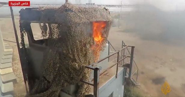 Gazan youths infiltrate Israeli border area, torch military post