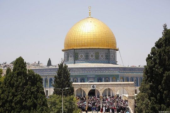 Israel Police set up watchtower at entrance to Al-Aqsa