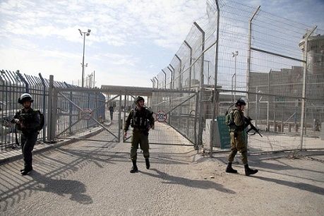 Israel denies work permit for Human Rights Watch director