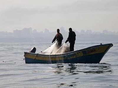 Gaza Fishermen Come under Israeli Fire again