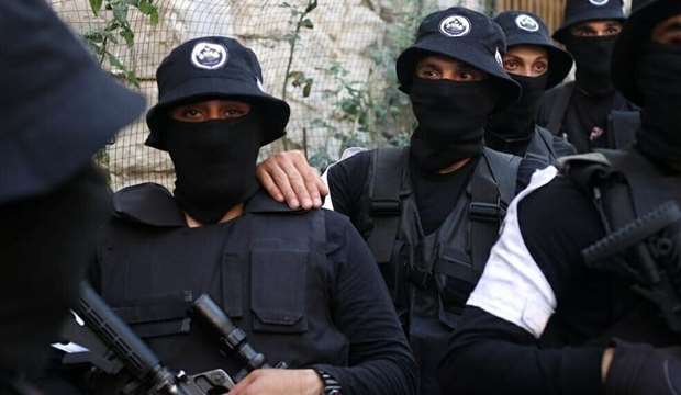 Resistance fighters target IOF post, settler car in Nablus