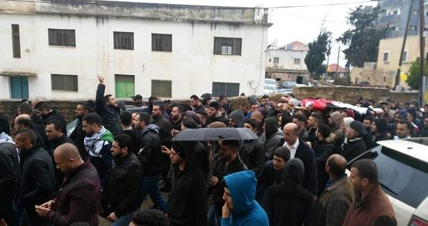 Massive participation in funeral of martyr Elias Yassin
