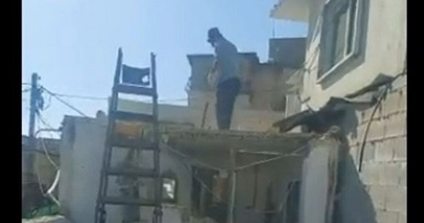 IOA displaces Jerusalemite family in Wadi al-Joz