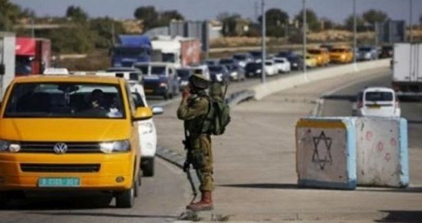 IOF kidnaps Palestinian at W. Bank checkpoint