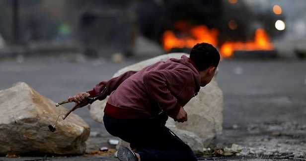 Fierce clashes with Israeli army rock West Bank
