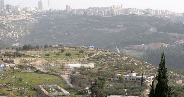 IOA seizes 66 dunums of land in Beit Duqqu village