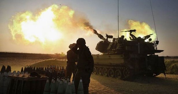 Israeli artillery bombs resistance sites east of Gaza