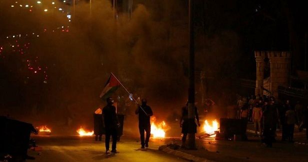 Palestinian injured in night clashes with IOF in Bethlehem