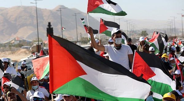 Poll : 55.5% of Palestinian with PA decision to end the security and civil coordination with Israel