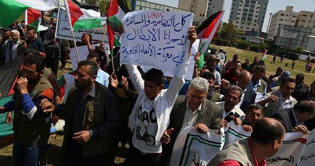 6 Palestinian administrative detainees on hunger strike