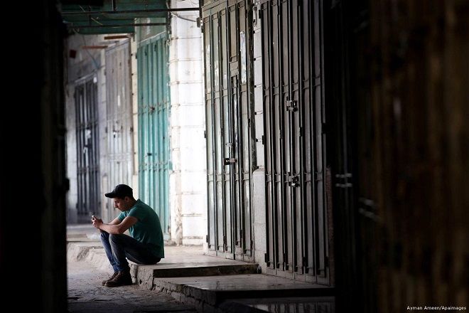 Palestinian prisoners to boycott Israeli courts in 2018