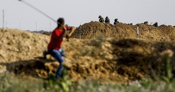 Five Palestinians injured in Gaza border clashes
