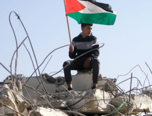 Israeli army intends to raze house of martyr Khaled Sabah in Nablus