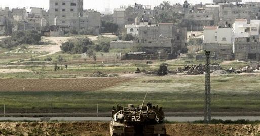 Israeli army infiltrates east of Gaza, bulldozes land