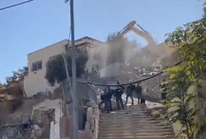 IOF demolish Palestinian family home in Jerusalem