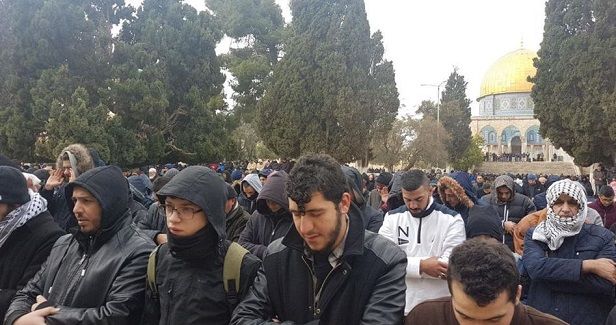 Al-Aqsa�s preacher calls for reinforce national unity