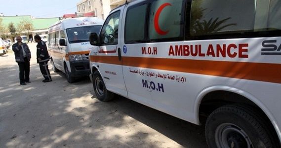 Settler runs over Palestinian man in al-Khalil