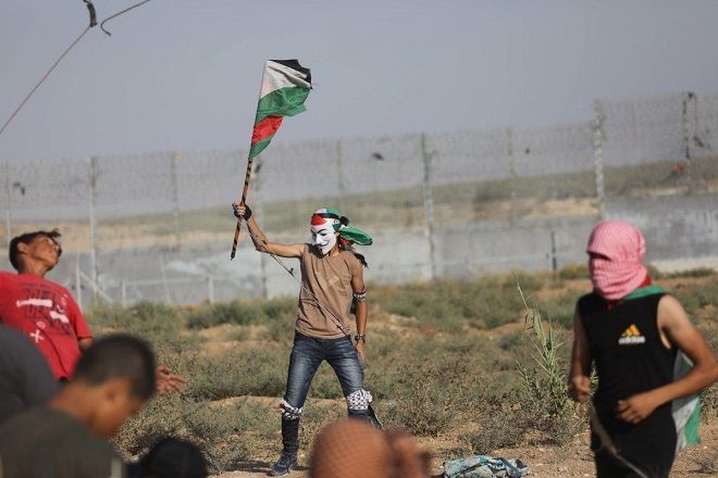 Analysts: Lifting Israeli siege to halt Gaza attacks