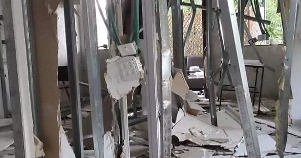 Jerusalemite citizen forced to self-demolish his house in Silwan