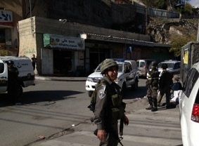 Israeli forces shoot, injure Palestinian teacher in Issawiya