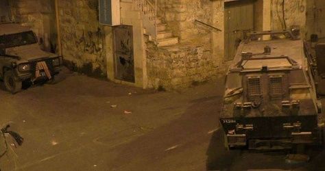 Arrests, home break-ins reported in predawn sweep by Israeli army