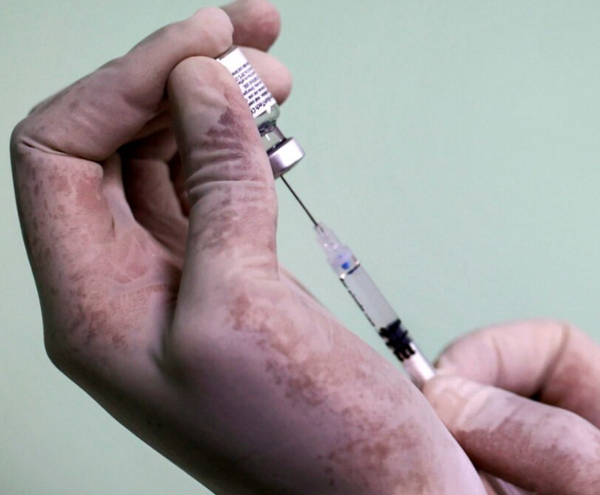 Palestine to offer 3rd COVID-19 shot amid spiking cases