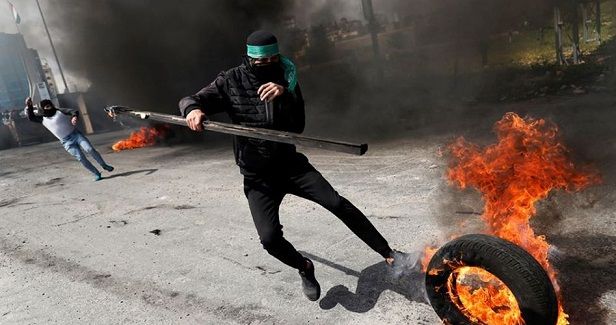 Palestinian injured by IOF gunfire in Ramallah raid