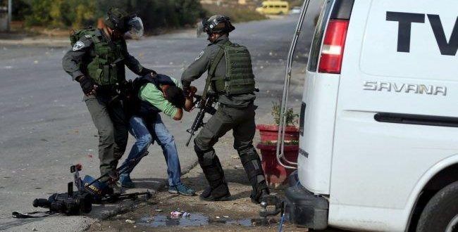 93 violations against Palestinian journalists in September