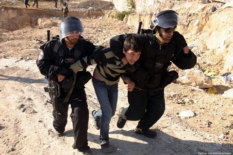 Official data: Israel banned 50 Palestinians from travelling in November