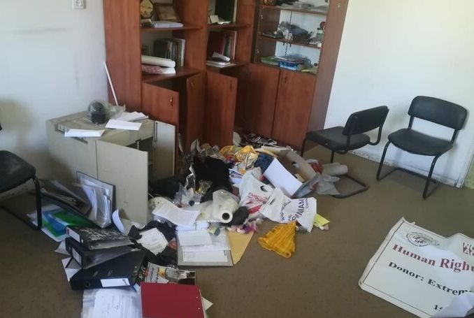 Israeli Soldiers Storm Headquarters of Union of Women�s Committee in Hebron