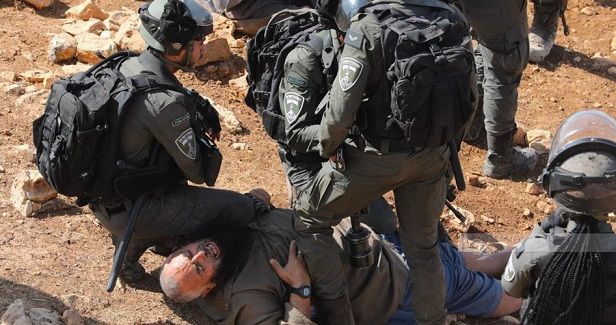 IOF kidnaps Palestinian near settler outpost in al-Khalil