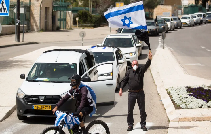 Israel under cover of the coronavirus crisis