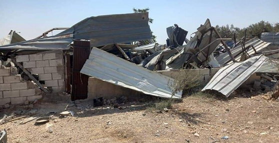 IOA razes several commercial structures in Hizma town