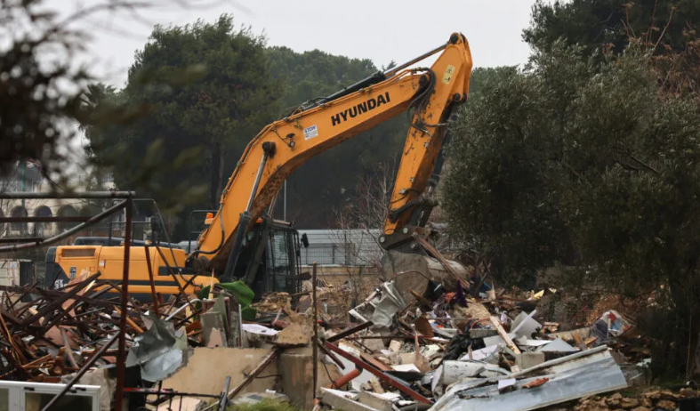 Israel: court refuses to rule on return of family to Sheikh Jarrah home