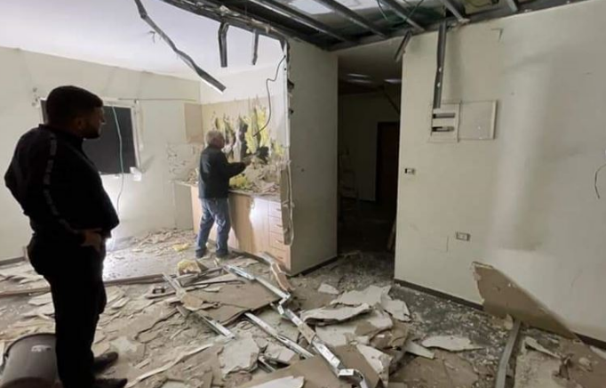 IOA forces Jerusalemite to raze his own home in Wadi al-Joz