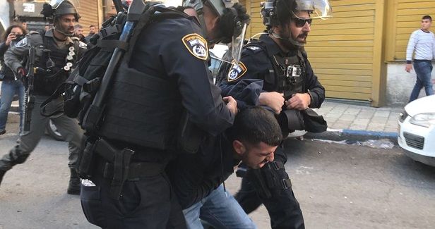 Israeli forces arrest 2 youths, put child under house arrest
