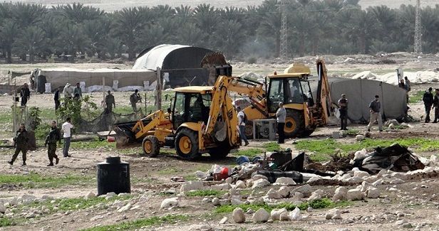 IOF seizes construction equipment in Khader town