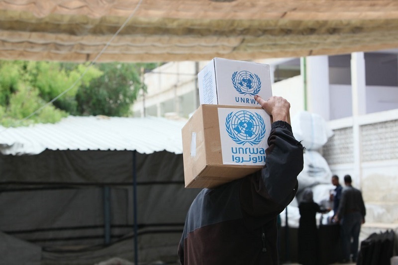 سورية. الأونروا تعلن بدء توزيع مساعداتها وانتقادات تطالها